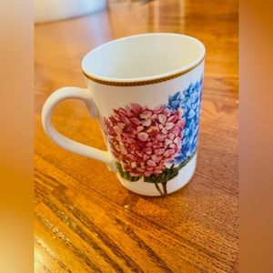 Godinger pink blue flower garden mug